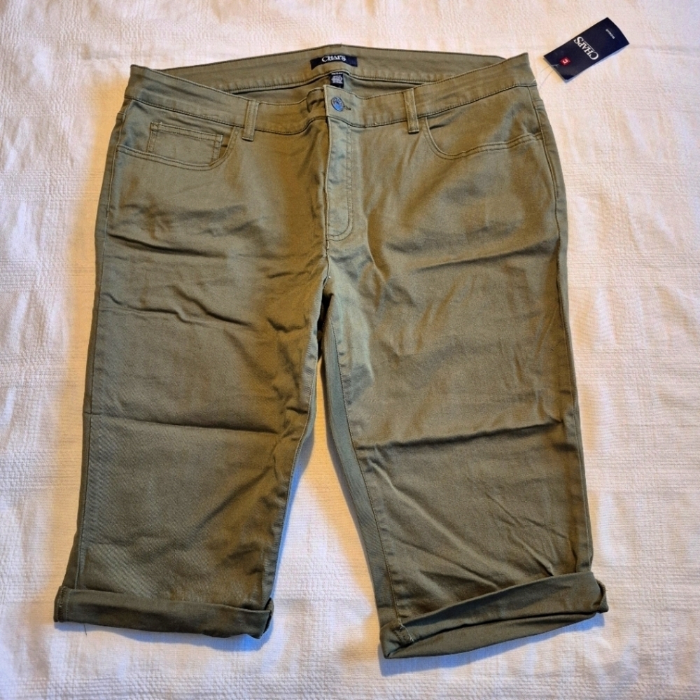 Chaps women's size 18W olive green cropped pants, lots of stretch, NWT